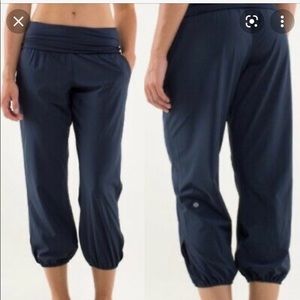 Lululemon Om pant. Size 4